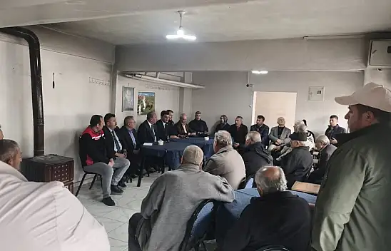 Kayseri'nin Felahiye ilçesinde vatandaşlar toplandı