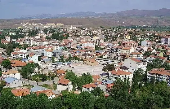 Kayseri'nin o ilçesinde birinci belli oldu! Başkan ödül verdi