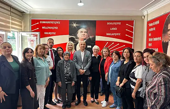 Kayseri'nin ünlü doktoru siyaseti bıraktığını açıklamıştı! Geri döndü