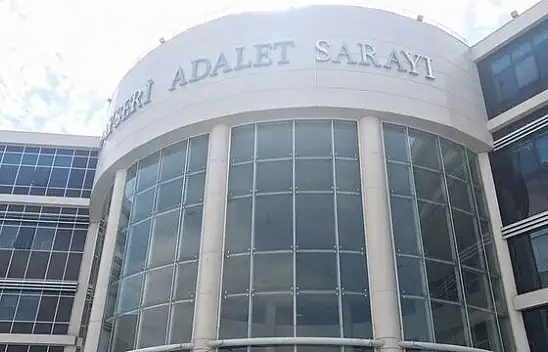 Kayseri'nin ünlü müteahhidi 'dolandırıcılıktan' 3 yıl 4 ay hapis cezası aldı