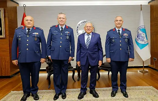 Kayseri'nin yeni komutanlarından Büyükşehir'e ziyaret!