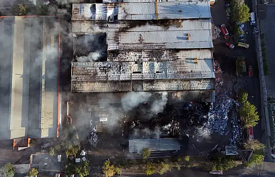 Kayseri OSB'deki yangın 15 saattir devam ediyor! 94 araç 12 iş makinesi ile müdahale