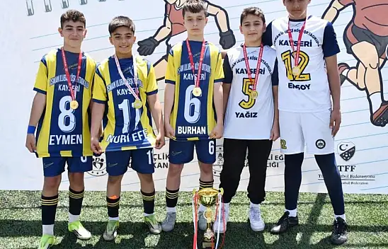 Kayseri Osman Ulubaş Köşk Ortaokulu Türkiye finallerine kaldı!