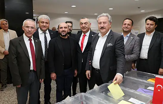 Kayseri Sanayi Odası'nda seçim günü! Başkan Palancıoğlu sandık başında