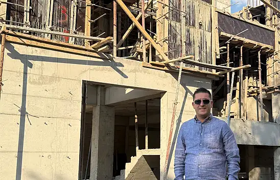 Kayseri Ülkü Ocakları Başkanından yeni bina pozu! Mesaj verdi