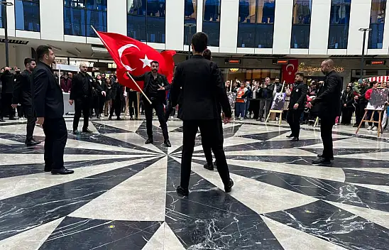 Kayseri Ülkü Ocaklarından 10 Kasım'a özel gösteri