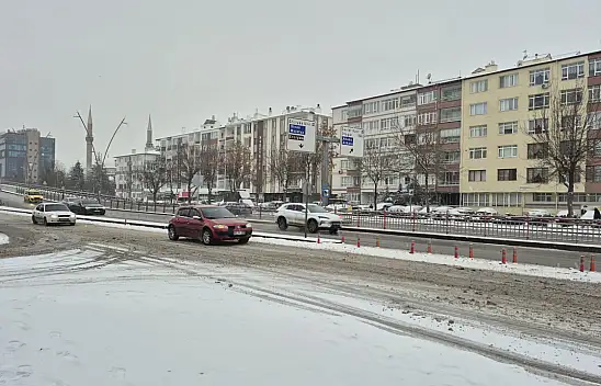 Kayseri'ye kuvvetli kar yağışı için uyarı geldi! O saatlere dikkat