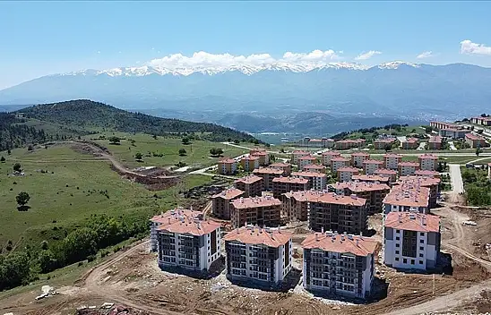 Kayseri'ye yeni TOKİ projesi! Başkan açıkladı: İnşaatlar başlıyor! Kimler hak sahibi olacak?