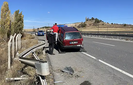 Kayseri yolunda kaza! 1'i ağır 2 yaralı