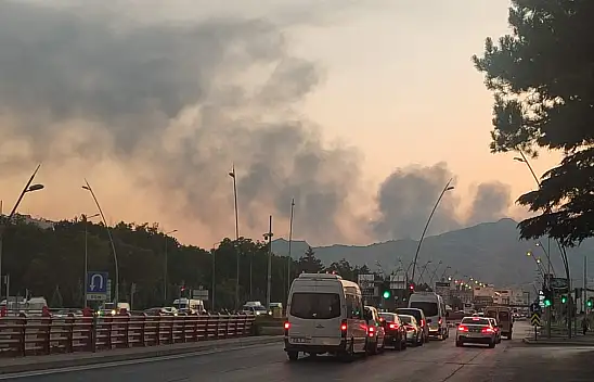 Kayseri'de duman gökyüzünü sardı... Kent merkezinden böyle görüntülendi