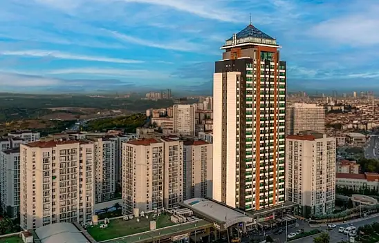 Kayserili iş insanı 26 katlı lüks otelini satışa çıkardı!