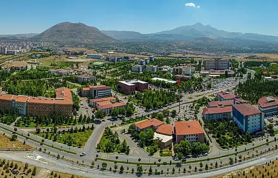 Kayserili öğrencilerin gözü yüksekte! 40 kilometreye yükselen uydu yaptılar