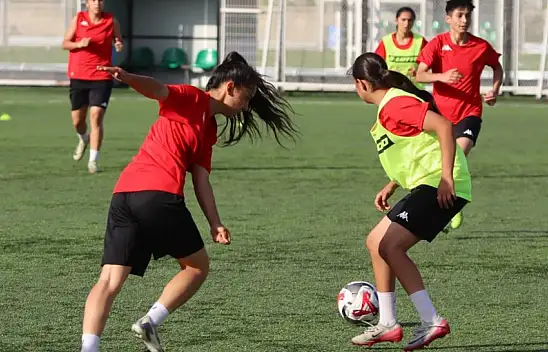 Kayserili sporcular Suudi Arabistan takımıyla maç yapacak!