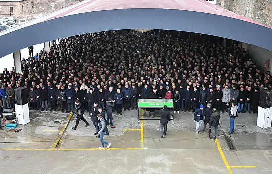 Kayserili ünlü iş adamı toprağa verildi