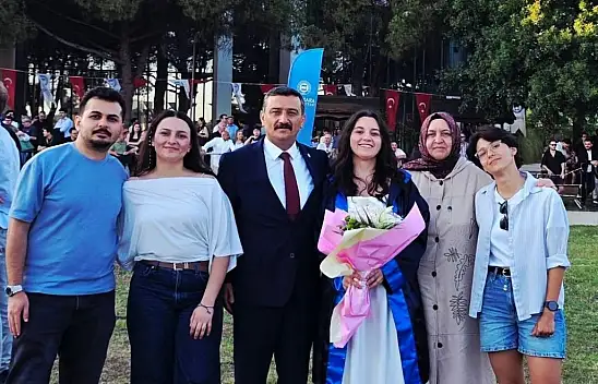 Kayserili Vekil'in gururlu günü