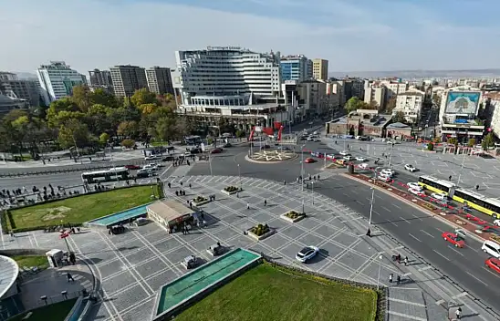 Kayserililer dikkat! Cumhuriyet Meydanı trafiğe kapatılacak