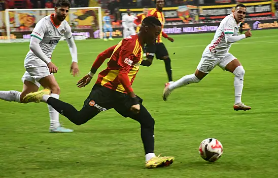 Kayserispor-Alanyaspor ilk yarı sona erdi