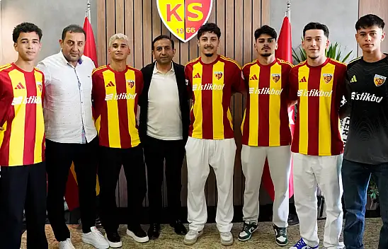Kayserispor'da 6 imza birden