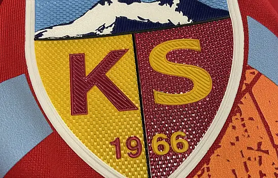 Kayserispor'da da forma giymişti! Futbolu bıraktı