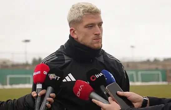 Kayserispor 'da ilk imza tamam!