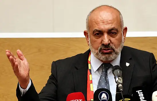 Kayserispor kulisleri hareketlendi! Ali Çamlı'nın ekibinde sürpriz isim