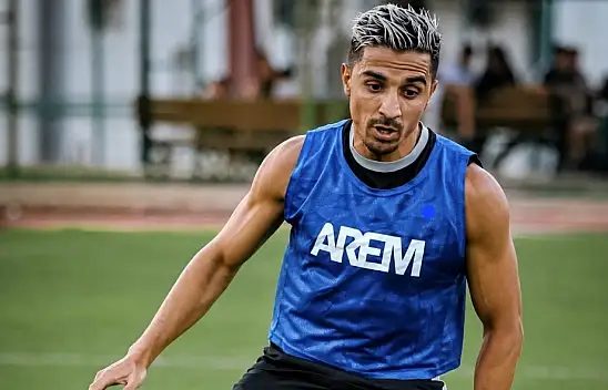 Kayserispor, şampiyonluk yaşayan ismi kadrosuna katıyor