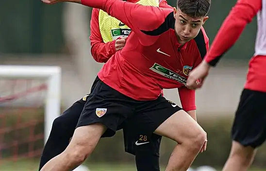Kayserispor'un genç oyuncusu Bozokspor ile anlaştı!