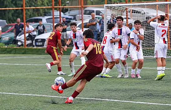 Kayserispor'un gençleri gol düellosundan galip çıktı: 9 gol atıldı