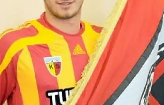 Kayserisporlu futbolcu özür dilediği için kadro dışı bırakıldı