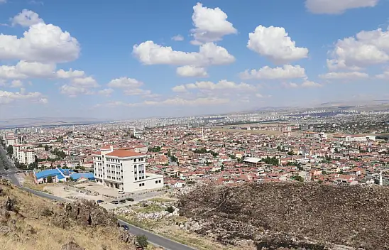 'Kayseriye semalarında, Netanyahu'nun yazlık evinin üzerinde uçan cisim' haberi kafa karıştırdı