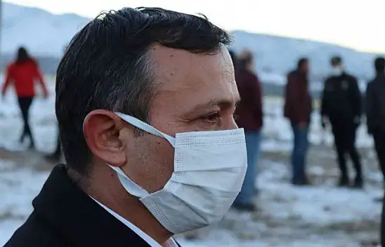 Rektörü ağlatan an!