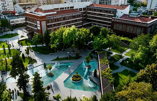 Kılıçdaroğlu'nun Kayseri'ye atadığı isim Büyükşehir Belediyesinde görüldü