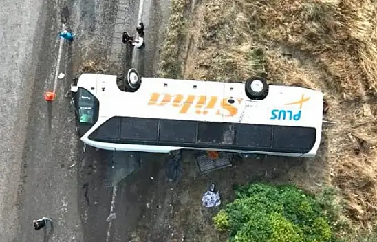 Kırıkkale'deki otobüs kazasının görüntüleri ortaya çıktı! Şarampole böyle devrilmiş...