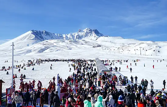 Kış aylarında Erciyes'e gidecekler dikkat! Bunları yapmak kesinlikle yasaklandı
