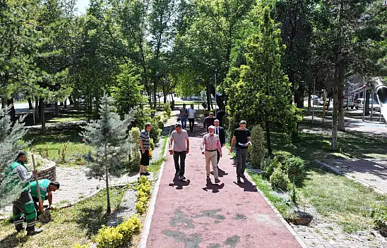 Kocasinan'da eski parklar modern hale geliyor