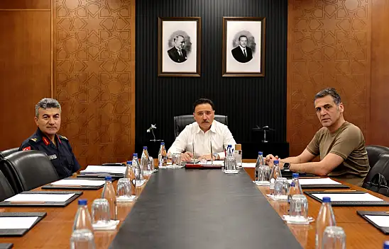 Konu hırsızlık! Kayseri'de kim Vali'ye 'Sallıyorsunuz!' dedi!