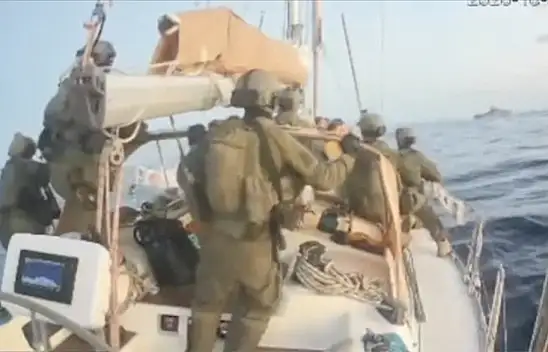 Küresel Sumud Filosu'na saldırı sürüyor