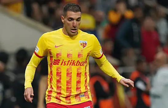 Mehdi bakın nerede çıktı?