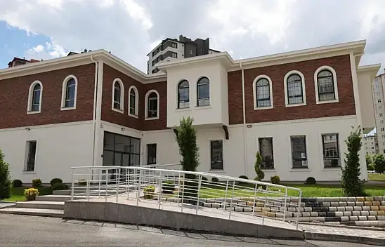 Melikgazi'de eğitime büyük destek: Yeni kur'an kursu hizmete hazır