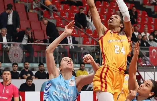 Melikgazi Kayseri Basketbol'da iki isim çift hanelere çıktı