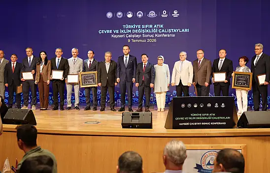 Melikgazi'ye teşekkür plaketi
