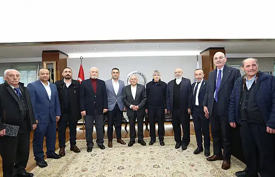 Memduh Büyükkılıç'ı köylüleri ziyaret etti