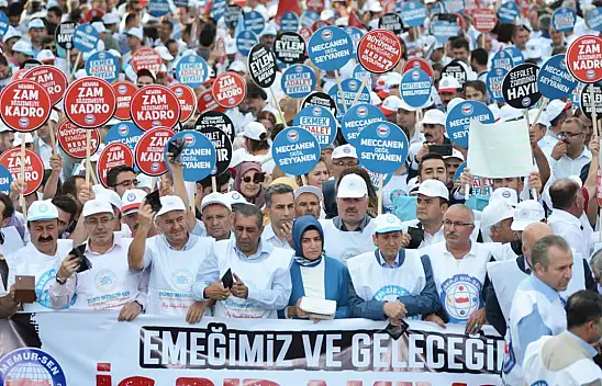 Memurlar iş bırakıyor!