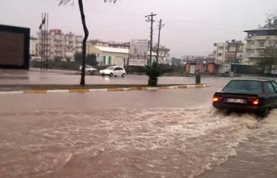Meteoroloji uyardı: Saat 13.00'da başlayacak 8 saat sürecek!