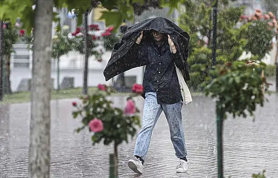 Meteoroloji uyardı! Şemsiyelerinizi almayı unutmayın