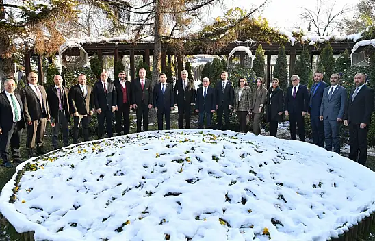 Belediyede ittifak buluşması