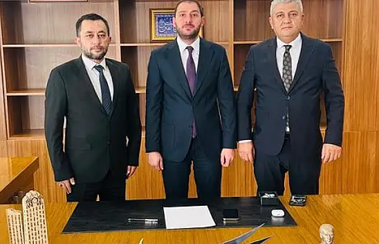 MHP Kayseri'de yeni dönem pozu! Yeni Başkandan ilk açıklama geldi