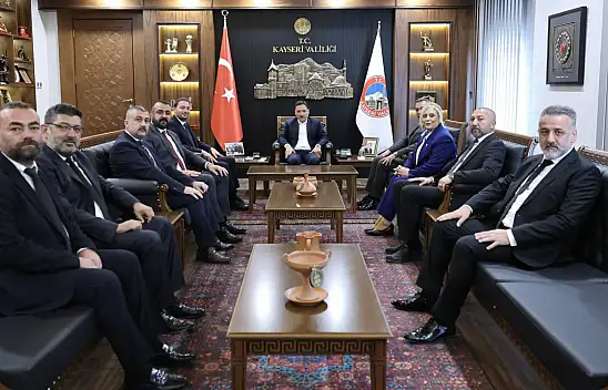 MHP Kayseri'de yeni yönetimin ilk durağı Valilik oldu!