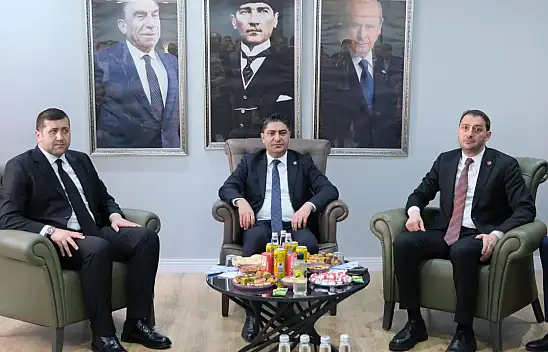 MHP'liler bayramlaştı