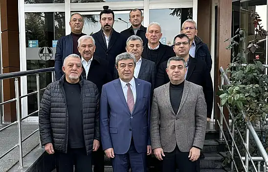 Milletvekili Ataş, sıkıntıları yüz yüze dinliyor